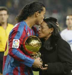ronaldinho et son mére